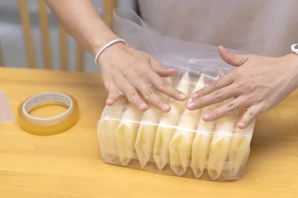 chăm con, sữa mẹ, bảo quản sữa mẹ, sữa mẹ vắt ra để được bao lâu, bảo quản sữa mẹ đúng cách