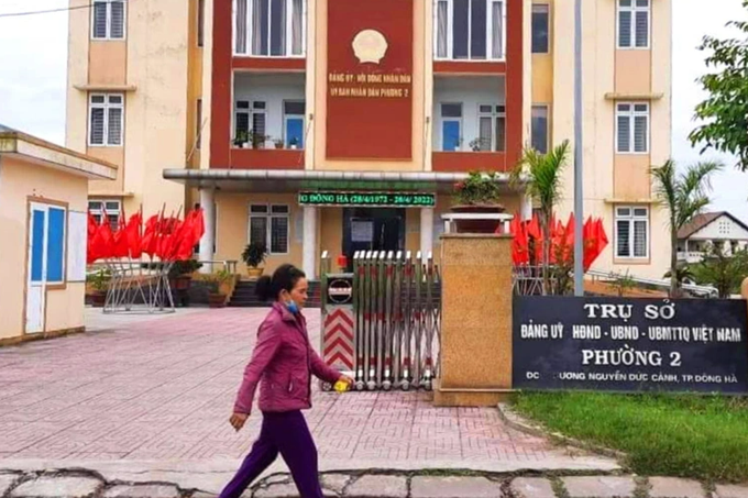 Cách chức một chủ tịch phường liên quan việc chia tiền thuê đất