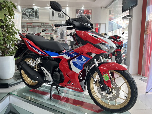 Có mẫu giảm tới 17 triệu đồng