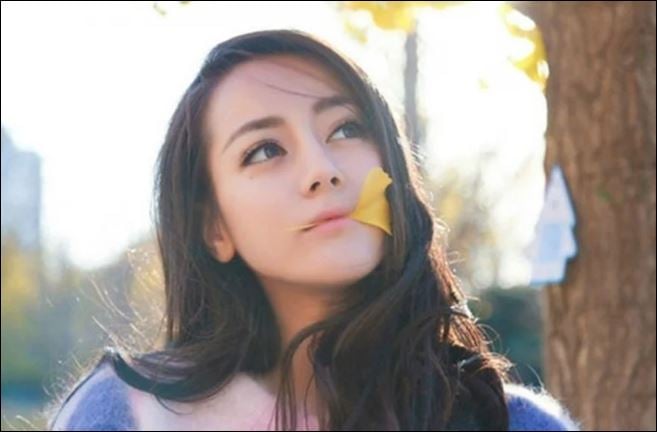 Đàn bà nhiều lời lúc nào cũng được nhưng trong 4 tình huống này càng im lặng đàn ông càng nể