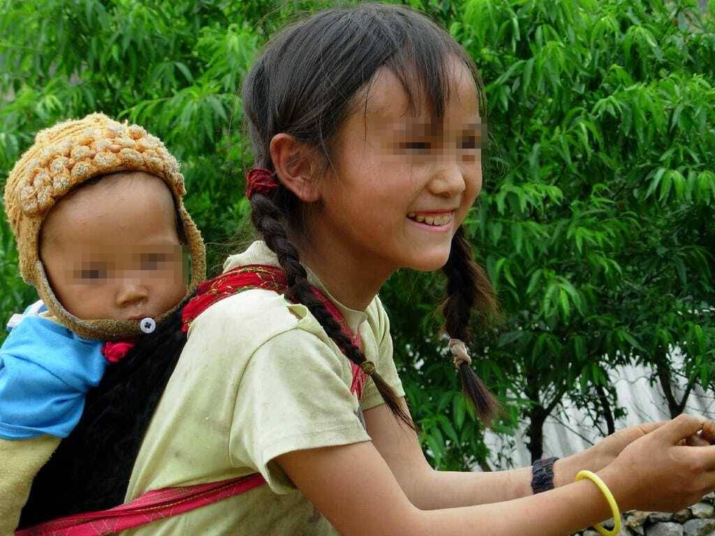 Nỗi khổ mang tên tình yêu con nít